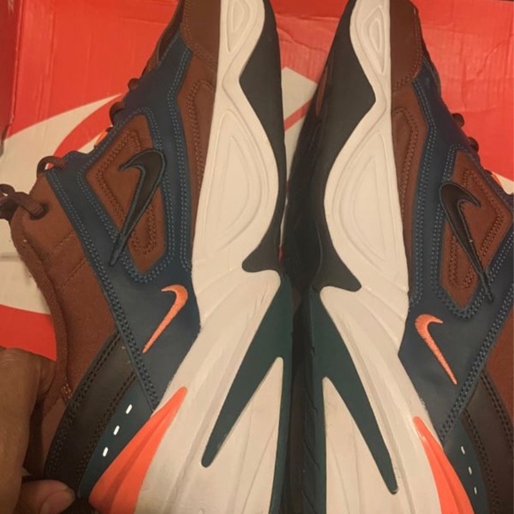 Nike Air Tech - Picture 3 of 4